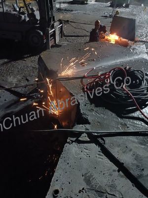 Seghe di filo di diamante elettroplata utilizzate per tagliare travi e colonne di calcestruzzo