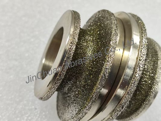 Dispositivi per la lavorazione di diamanti elettroplatabili